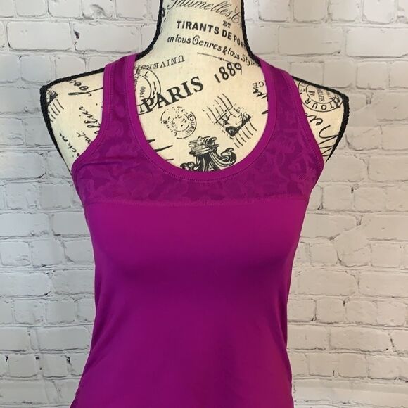 American Eagle Outfitters / Workout Top / XS - Picture 2 of 5